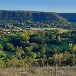 Les Trois Prunelles