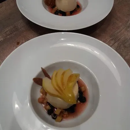 Les Trois Prunelles Couette-café Saint-Pierre-Toirac