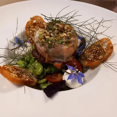 Les Trois Prunelles Couette-café Saint-Pierre-Toirac