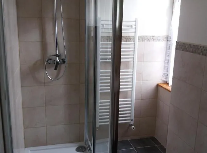 Les Trois Prunelles Bed & Breakfast