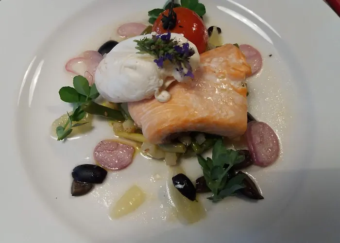 Les Trois Prunelles 3* Saint-Pierre-Toirac