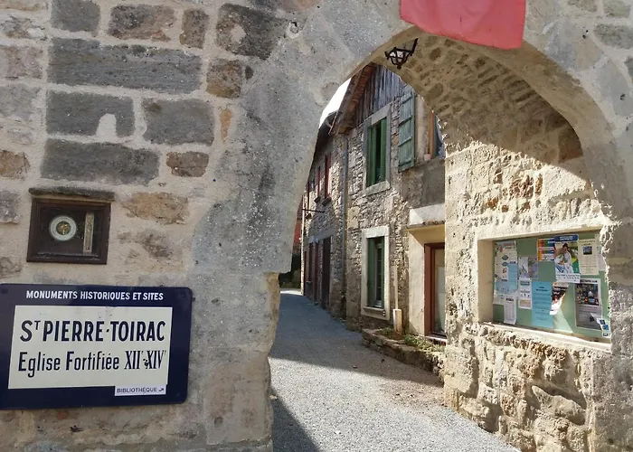 Les Trois Prunelles 3* Saint-Pierre-Toirac