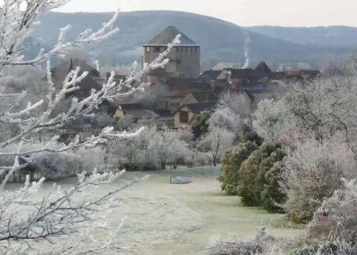 Les Trois Prunelles Bed & Breakfast 3*