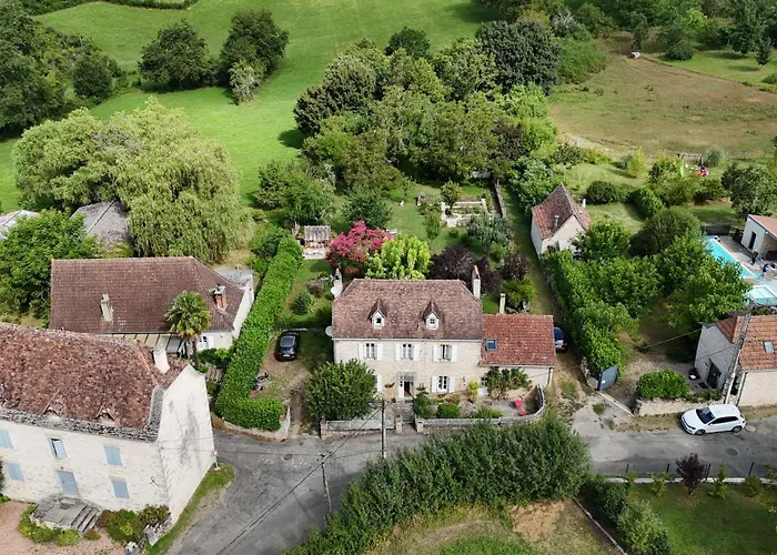 Les Trois Prunelles Bed & Breakfast