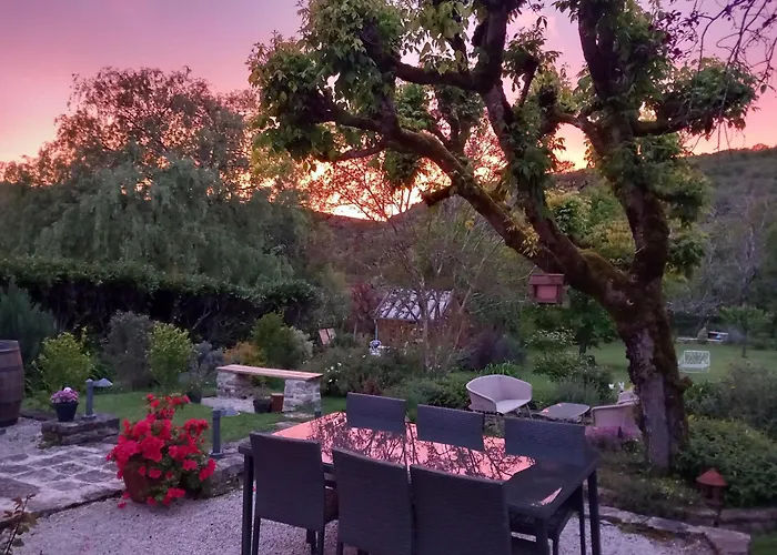 Bed & Breakfast Les Trois Prunelles Saint-Pierre-Toirac