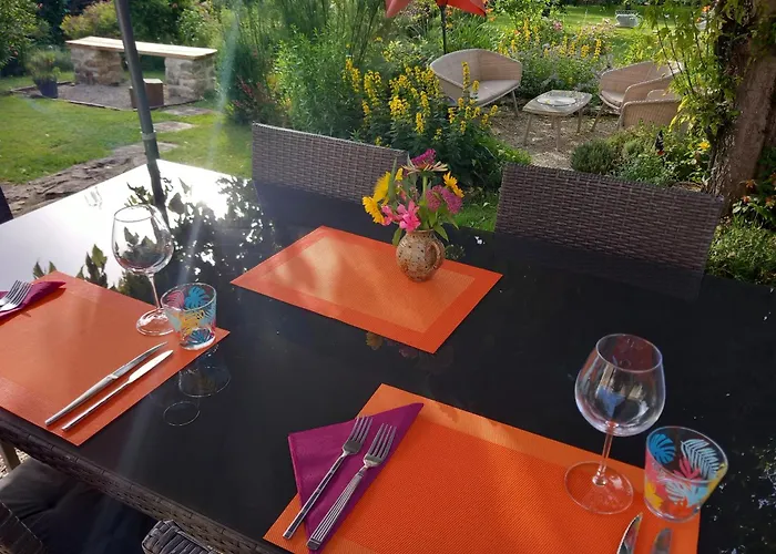 Les Trois Prunelles 3* Saint-Pierre-Toirac