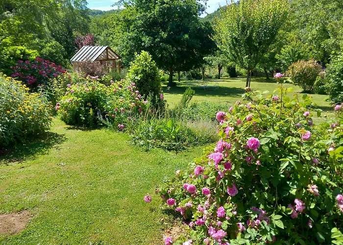 Les Trois Prunelles 3* Saint-Pierre-Toirac