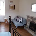 Les Trois Prunelles Bed & Breakfast