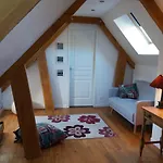 Les Trois Prunelles Bed & Breakfast 3*