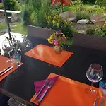 Les Trois Prunelles 3* Saint-Pierre-Toirac