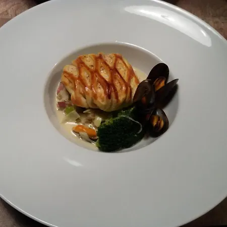 ベッド・アンド・ブレックファスト Les Trois Prunelles Saint-Pierre-Toirac