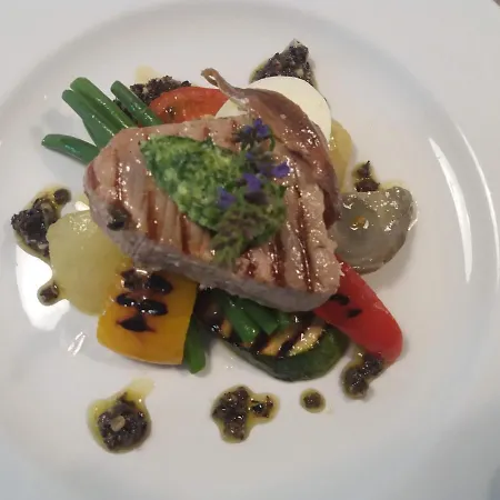 Les Trois Prunelles 3* Saint-Pierre-Toirac