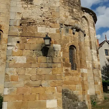 Les Trois Prunelles